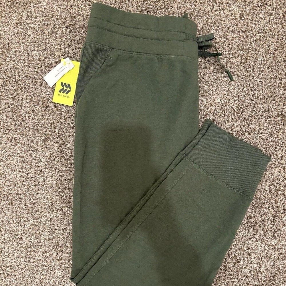 All in Motion Women’s French Terry Joggers Size Large Olive NWT